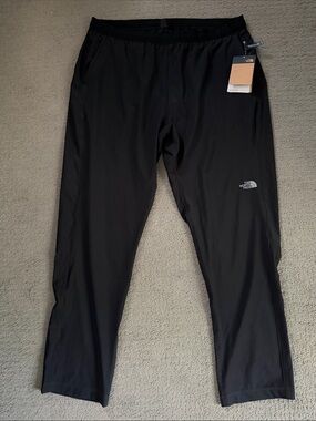 The North Face Men's Black Athletic Joggers